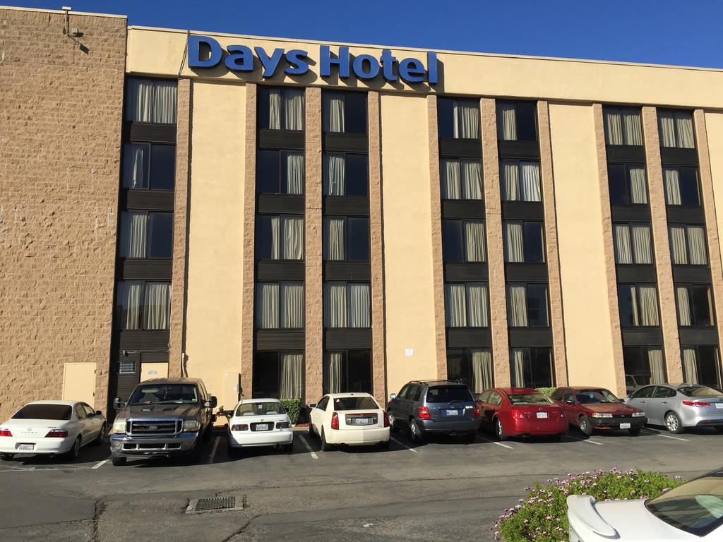 Days Hotel By Wyndham Oakland Airport-Coliseum Exterior photo